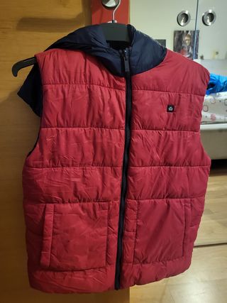 Chaleco reversible azul y rojo