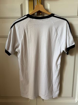 Camiseta Adidas blanca