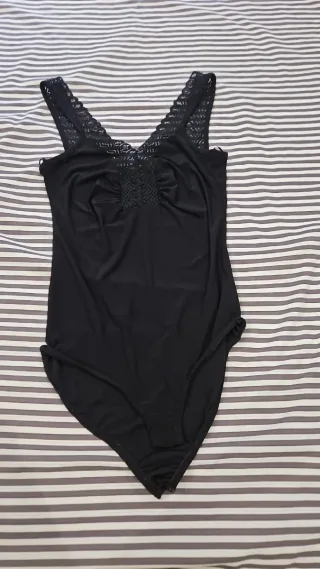 Body camiseta Stradivarius Negro Talla L Encaje
