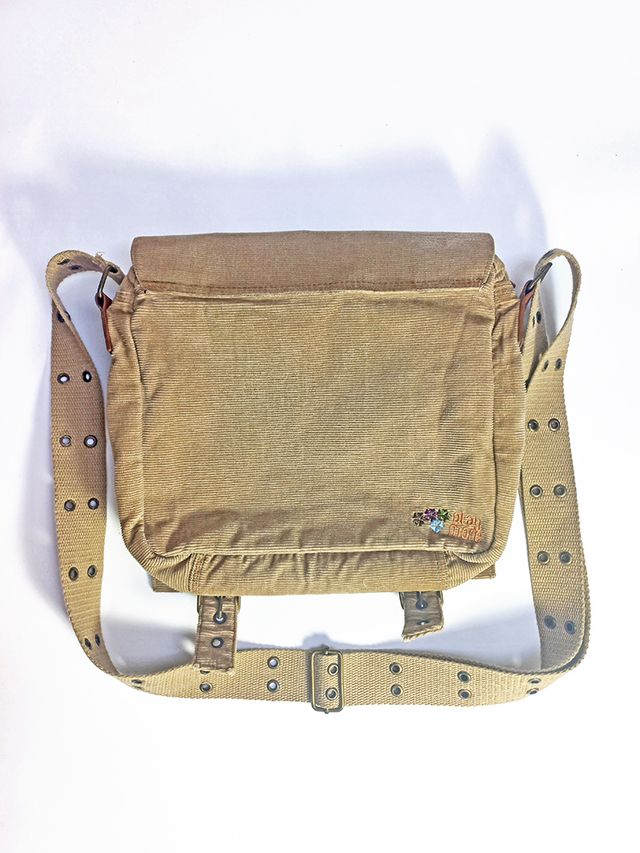 Mala Tiracolo Mensageiro Castanha