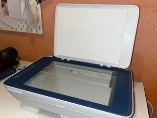 Impresora HP DeskJet 2721 Azul y Blanca