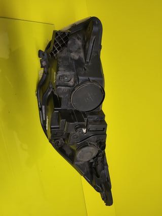 FARO DELANTERO DERECHO CITROEN C4