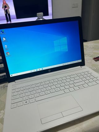 Ordenador HP Laptop 15 Blanco