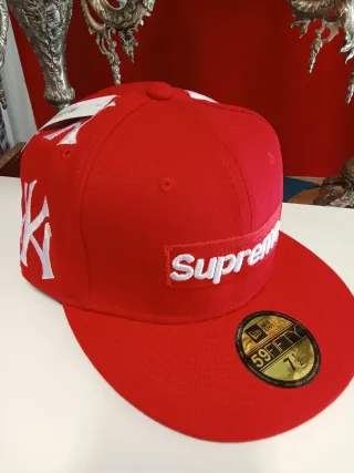 Gorra New Era 59Fifty Roja
Talla 7.1/2
