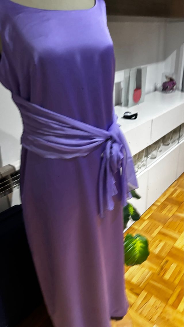 Vestido largo satén morado