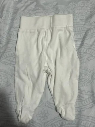 Pantalón de bebé blanco