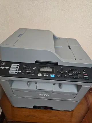 Impresora Brother MFC-L2700DW Serie