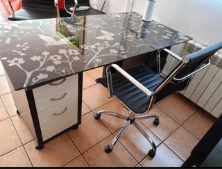 Mesa de despacho cristal negro