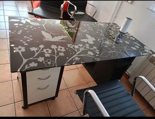 Mesa de despacho cristal negro
