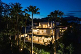 Chalet en alquiler en Los Naranjos - Las Brisas en Marbella