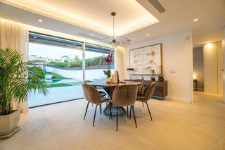 Chalet en alquiler en Los Naranjos - Las Brisas en Marbella