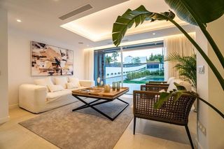 Chalet en alquiler en Los Naranjos - Las Brisas en Marbella