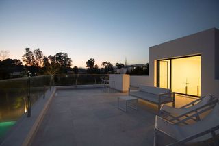 Chalet en alquiler en Los Naranjos - Las Brisas en Marbella