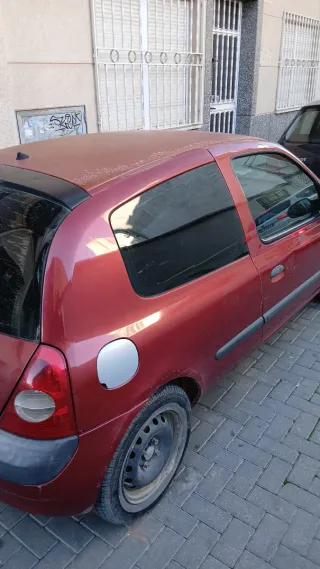 Renault Clio 2004
