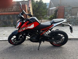 KTM DUKE 125