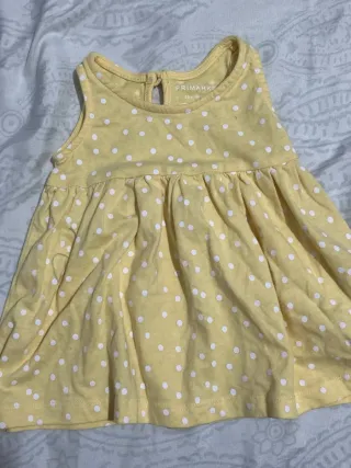 Vestido amarillo bebé lunares
