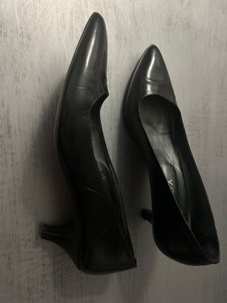 Zapatos tacón piel negro C.Doux T.39