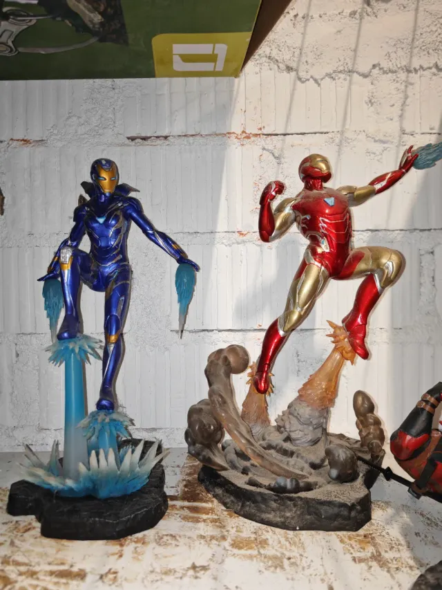 Figuras Iron Man y Rescate