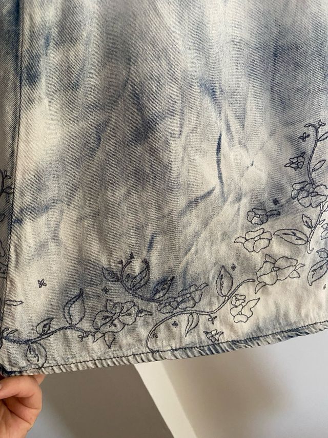 Falda vaquera con flores Talla M/L