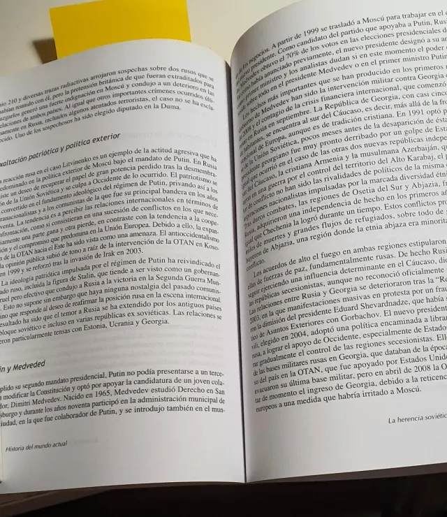 Historia del mundo actual.  UNED 