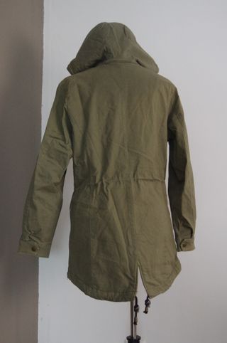 Parka caqui con forro calentito