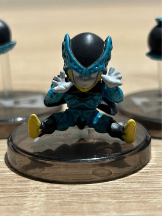 Mini Cells medida Gashapon