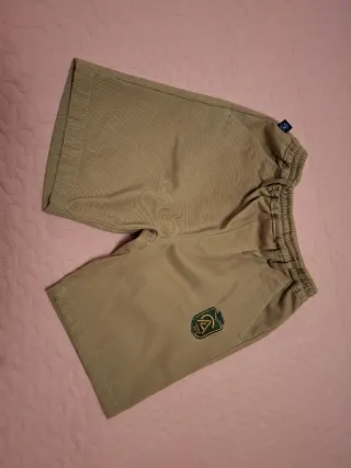 Pantalón Corto Colegio los Ángeles T4