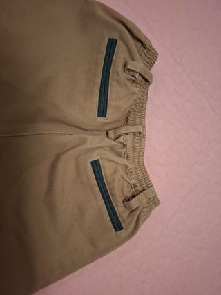 Pantalón Corto Colegio los Ángeles T4