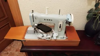 Máquina de coser vintage SIGMA