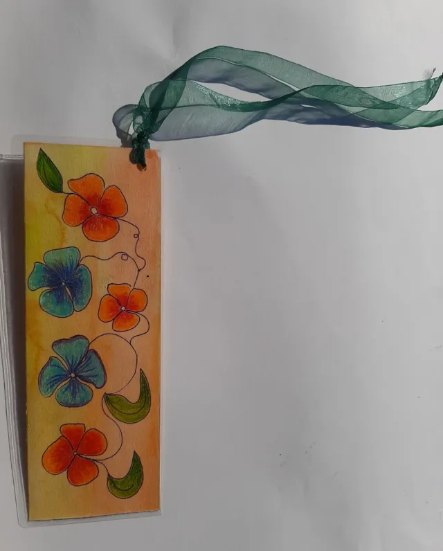 Segnalibro dipinto a mano fiori