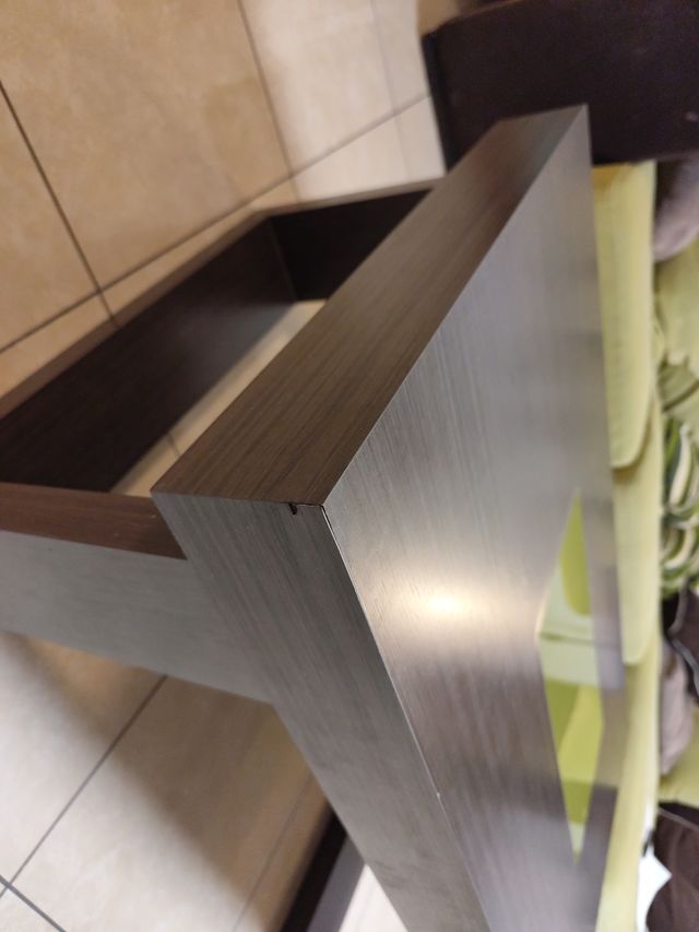 Mesa de centro/auxiliar madera y verde