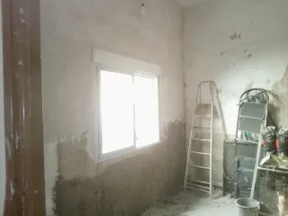 Reforma general fontanería electrici  chapar suelo