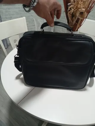 Maletín para portátil y documentos