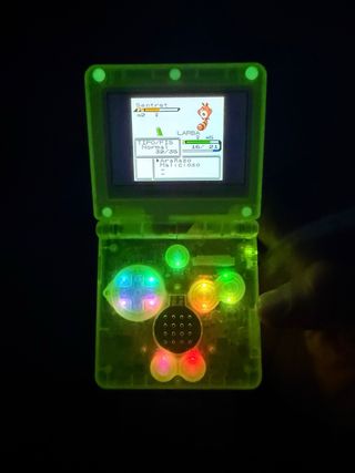 Game Boy Advance SP + Tamagotchi Kuchipatchi