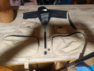 Chaleco de pesca Blue Fox mosca