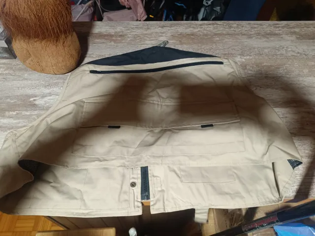 Chaleco de pesca Blue Fox mosca