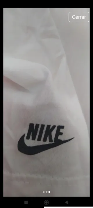 Camiseta Nike Talla S Diseño Urbano