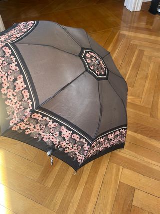 Paraguas plegable con estampado floral