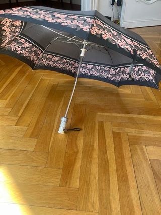 Paraguas plegable con estampado floral