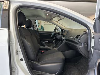 RENAULT Mégane Business Blue dCi