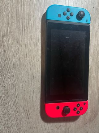 Nintendo Switch Azul y Rojo con Accesorios