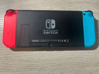 Nintendo Switch Azul y Rojo con Accesorios