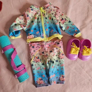 Conjunto Ropa Muñeca Our Generation
