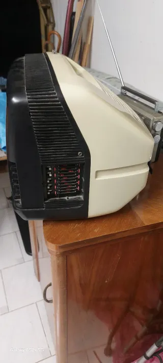 Televisore Philips Anni 70-80