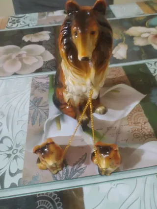 Figura de porcelana de perro Collie
