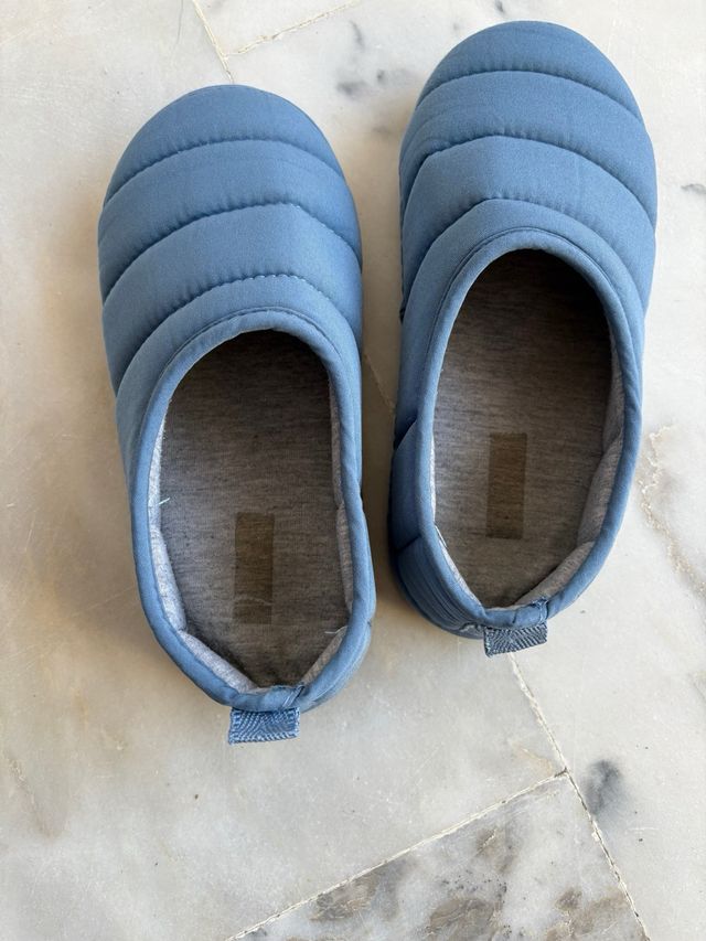 Zapatillas niño blanditas Talla 33