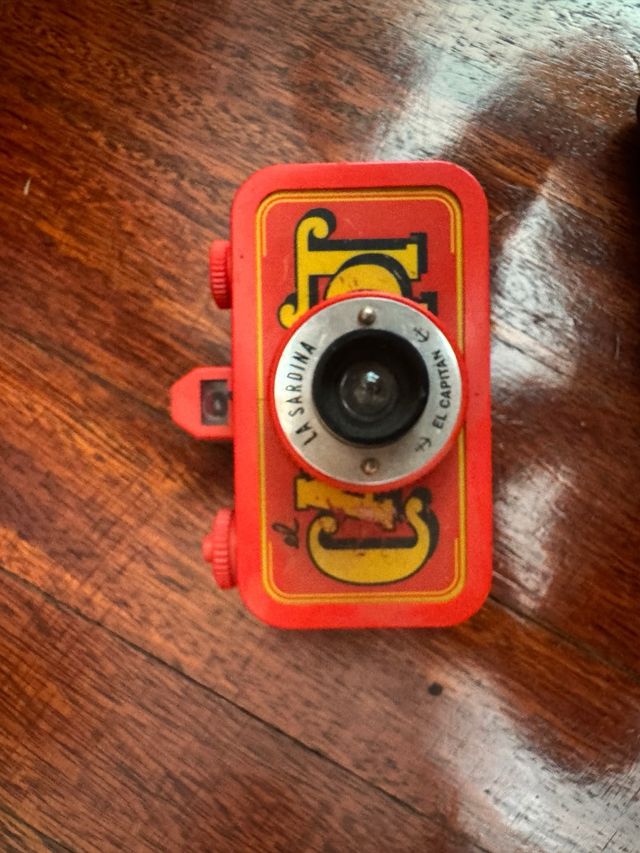 Cámara Lomography La Sardina El Capitán