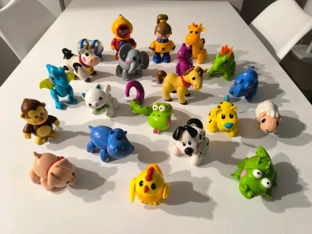 Lote grande de figuras TOLO