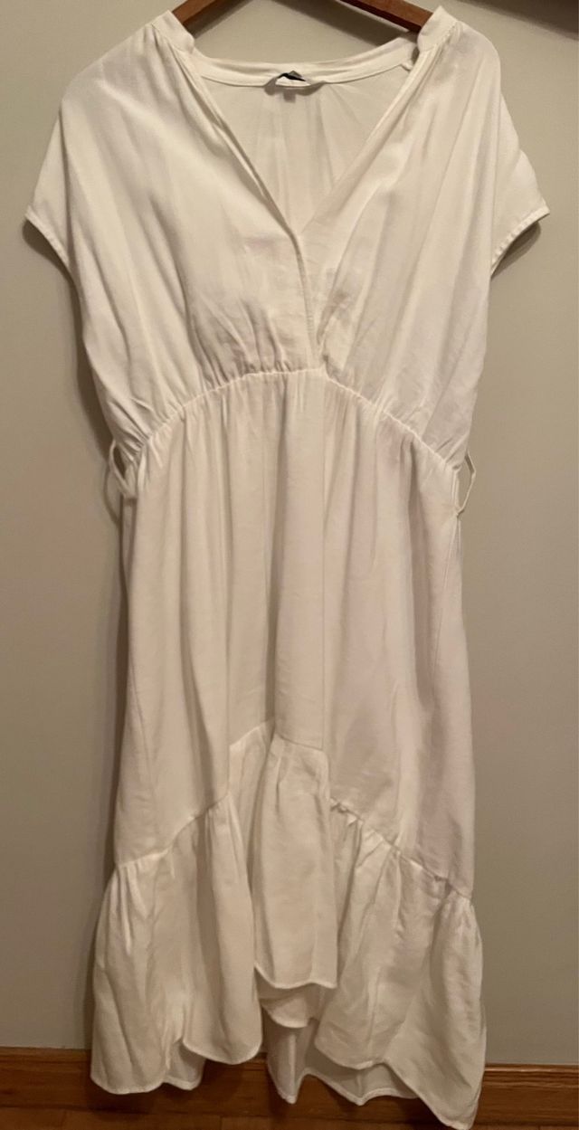 Vestido blanco Formula Joven mujer