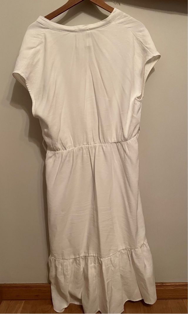 Vestido blanco Formula Joven mujer